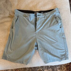 Billabong Men's Submersible Crossfire Hybrid Shorts size 30